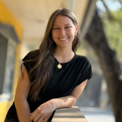 Isabella Clenndenen, M.A., AMFT